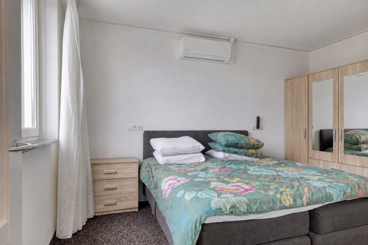 Vrijstaande woning te koop: Heukelenseweg 21, Deventer
