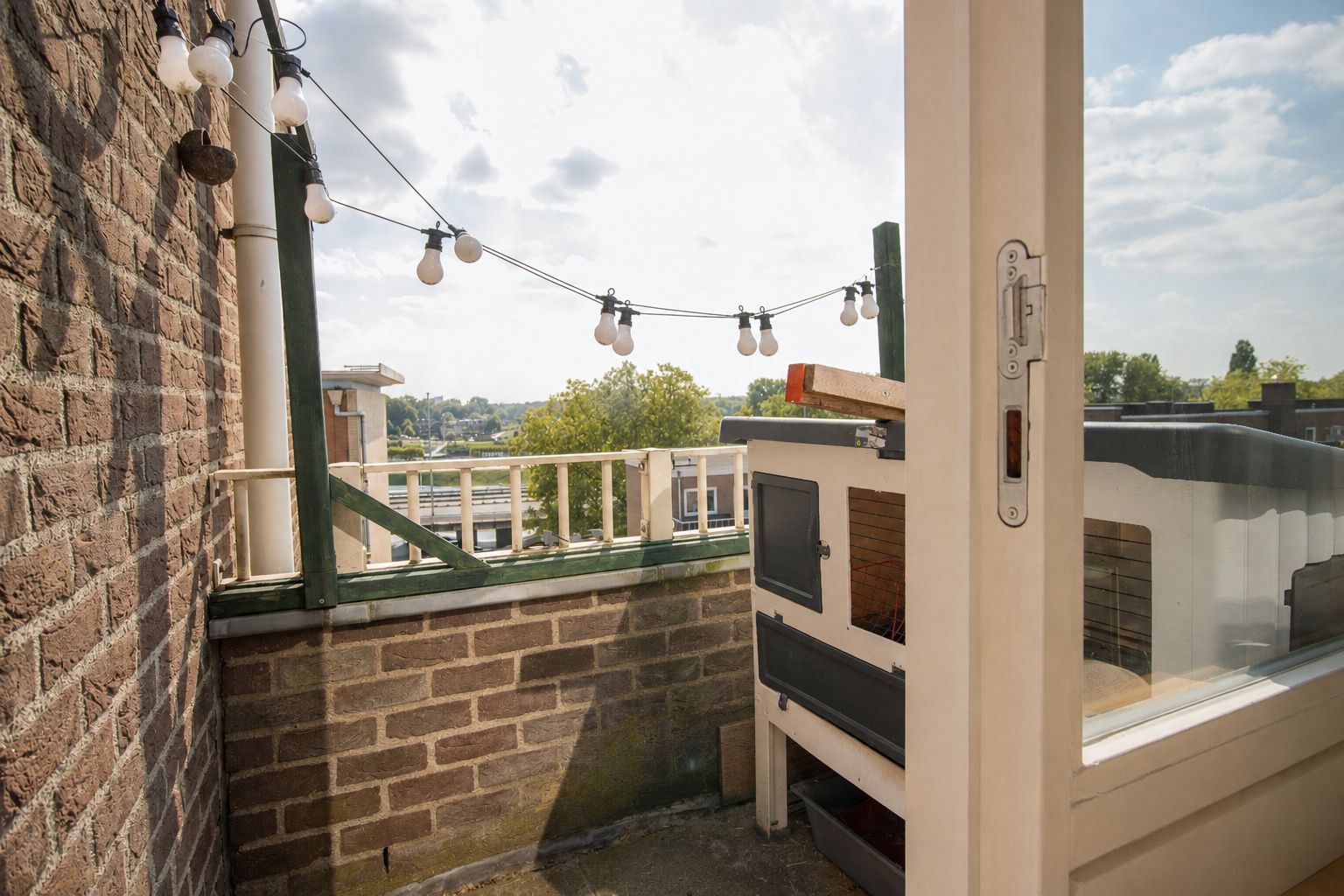 Photo 9 of Bergstraat 240