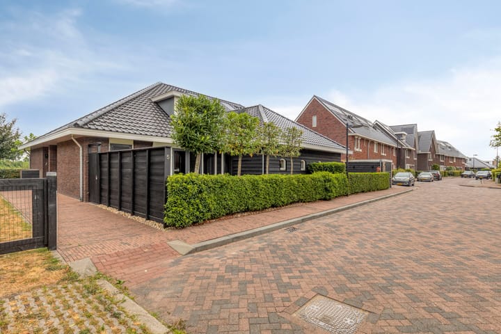 Tussenwoning te koop: De Haverkamp 5, Lunteren