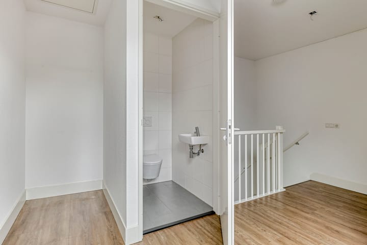 Tussenwoning te koop: De Haverkamp 5, Lunteren