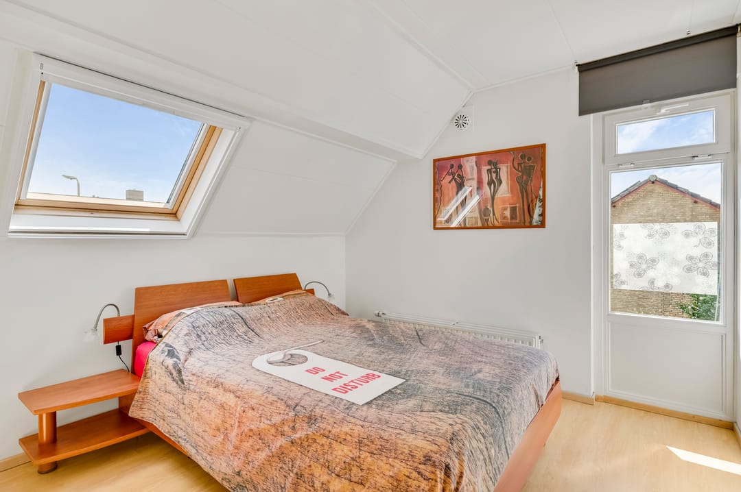 Photo 62 of Helmesstraat 12-A