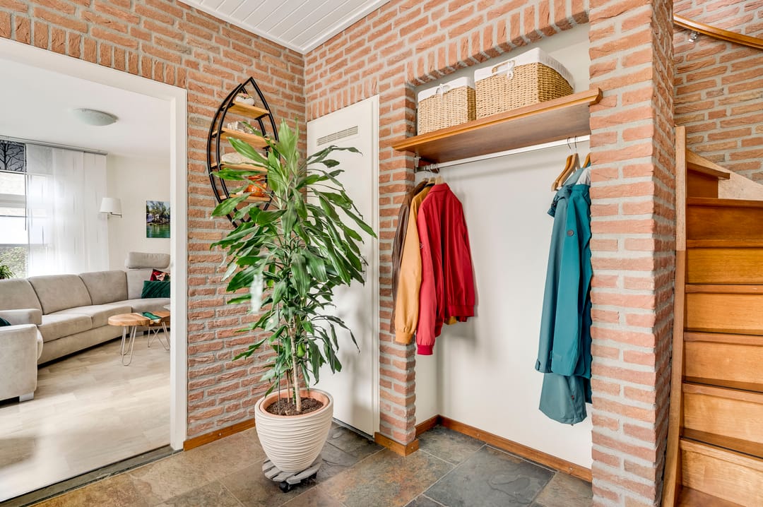 Photo 17 of Helmesstraat 12-A