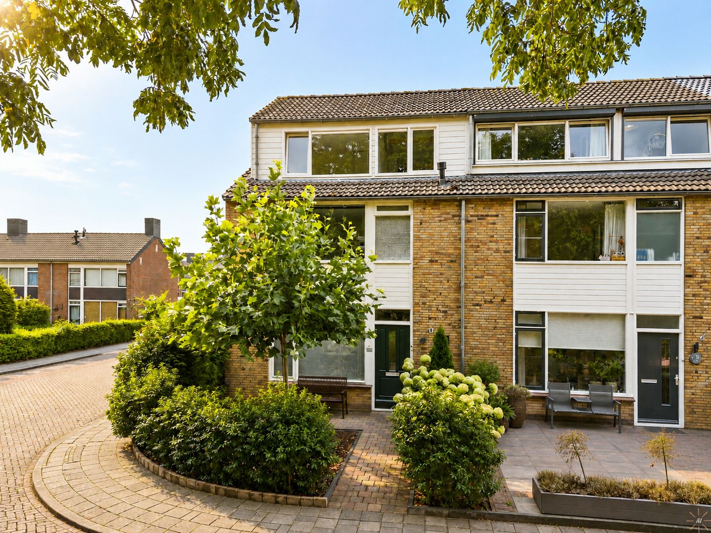 Foto 1 van Dennenlaan 1