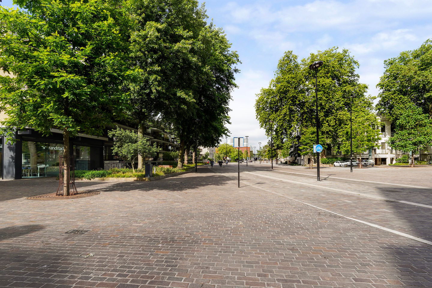 View photo 4 of Koningsplein 5