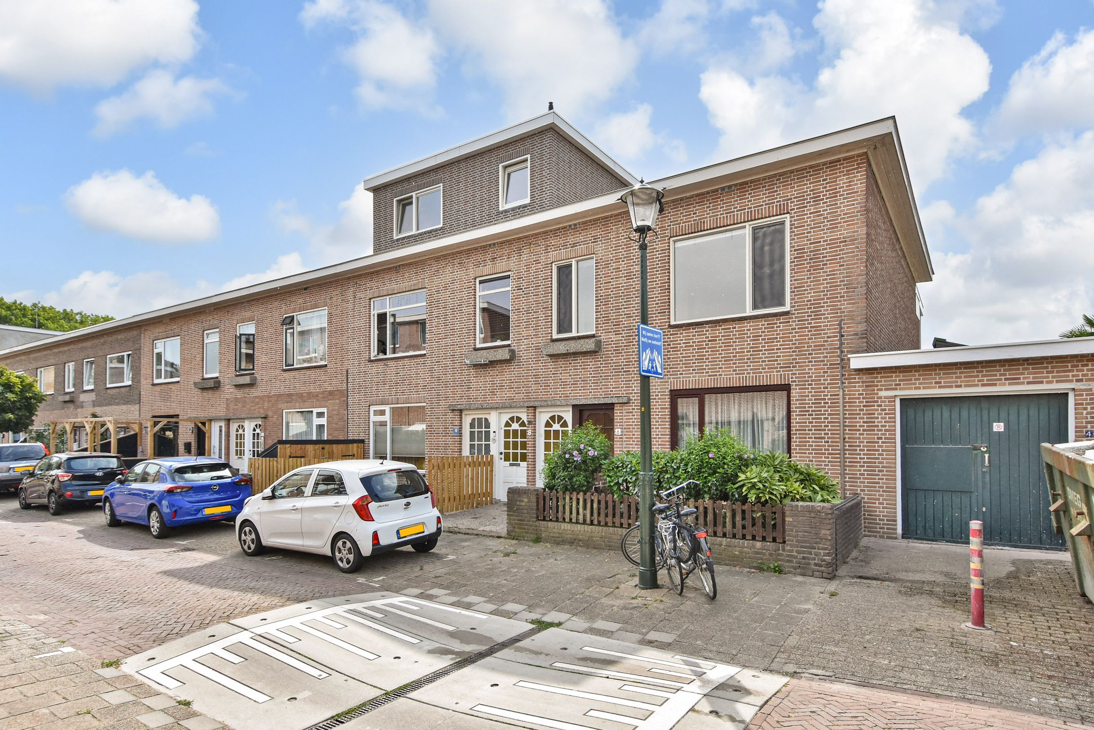 Van der Gaagstraat 8 