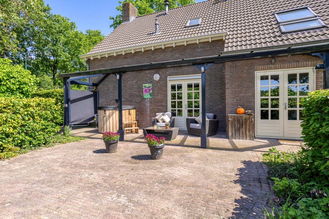 Photo 61 of Broekstraat 72