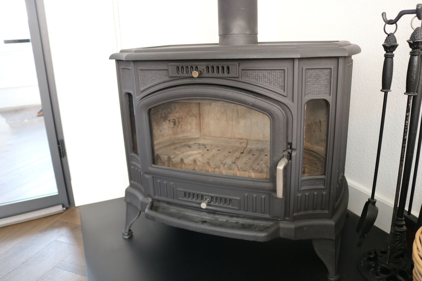 Foto 14 van Ernest Claeshove 38