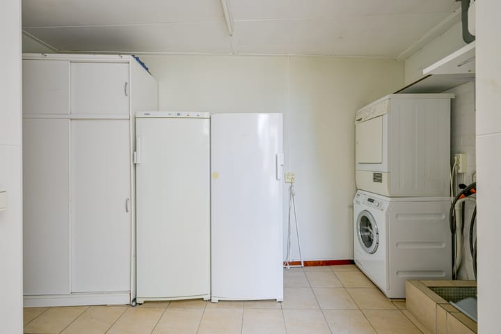 Hoekwoning te koop: Rembrandtlaan 68, Schagen