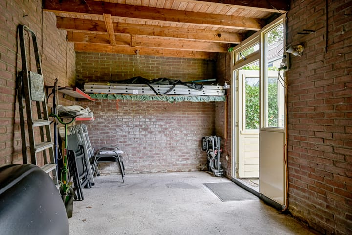 Hoekwoning te koop: Rembrandtlaan 68, Schagen