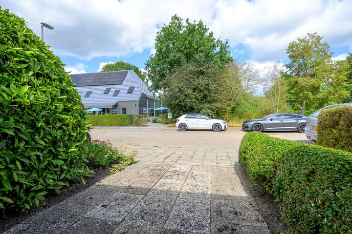 Hoekwoning te koop: Rembrandtlaan 68, Schagen