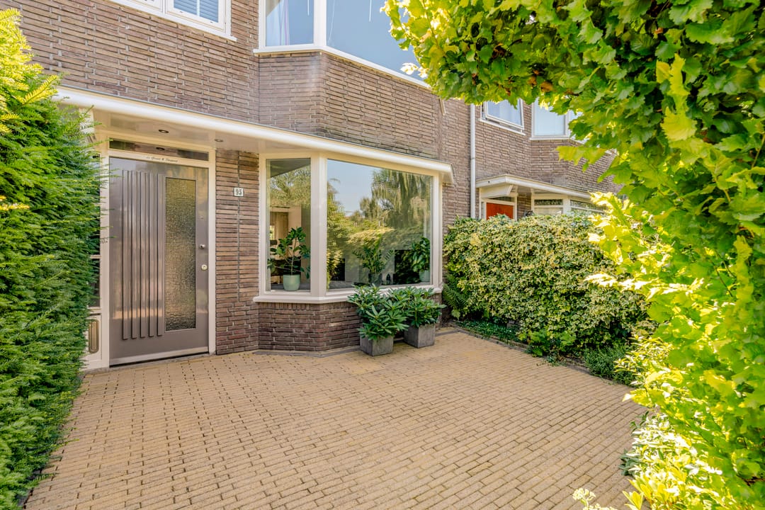 Photo 32 of Graaf Aelbrechtlaan 95
