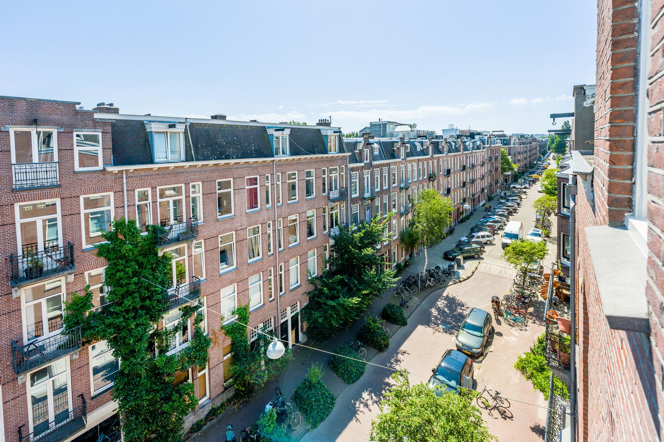 Photo 36 of Eerste Helmersstraat 198-4