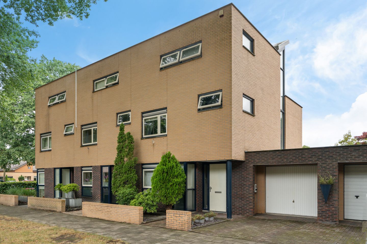 Photo 1 of Lijsterstraat 31