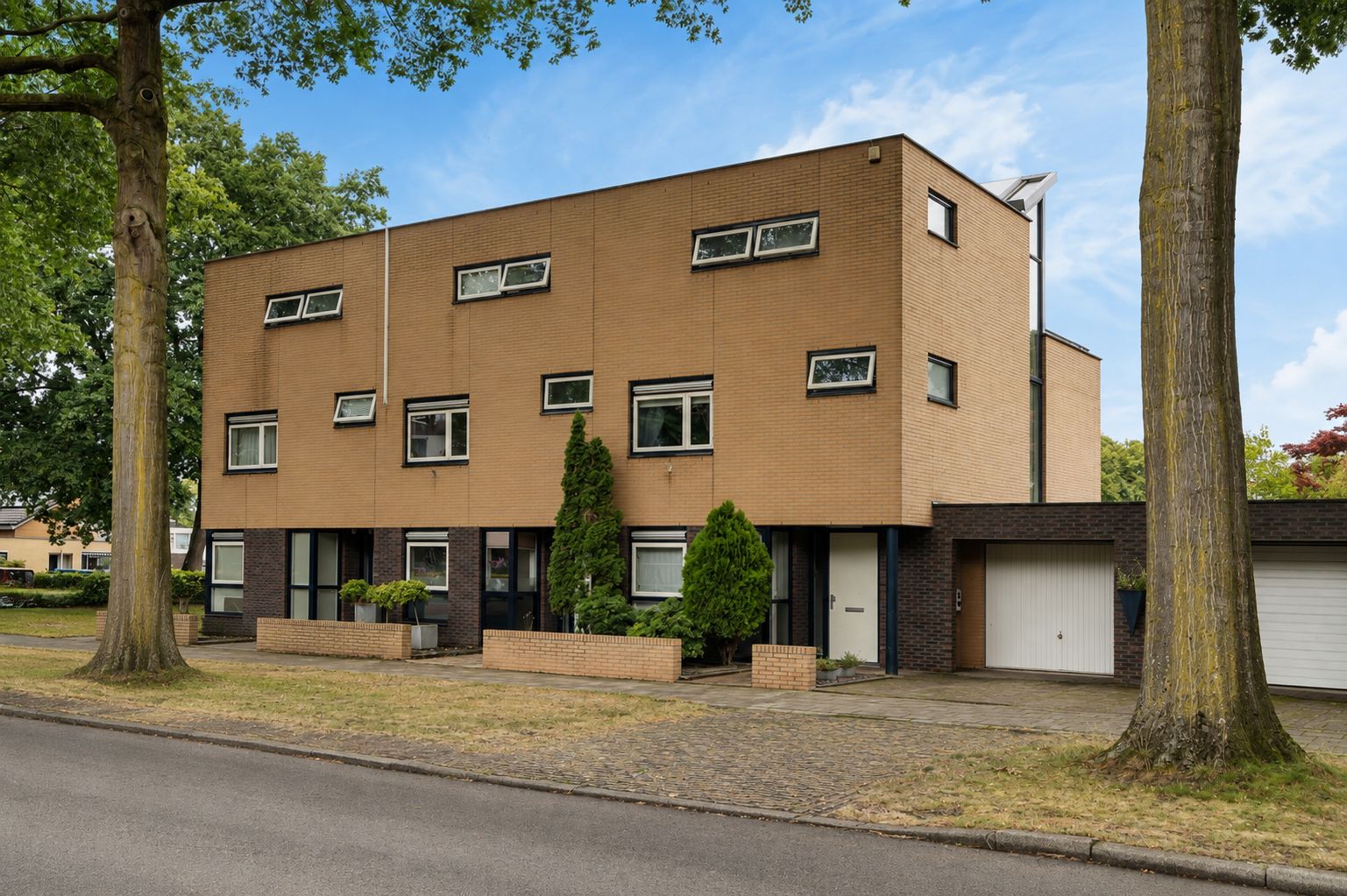 Photo 42 of Lijsterstraat 31