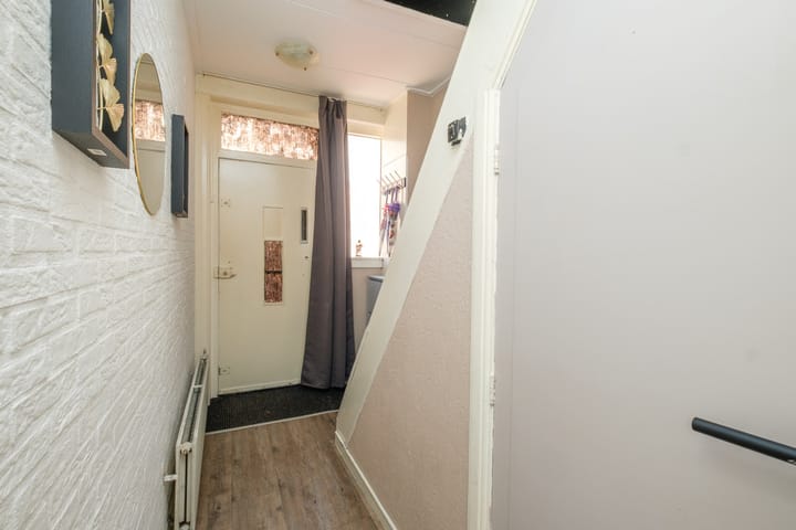 Tussenwoning te koop: Klaas Benninkstraat 4, Genemuiden