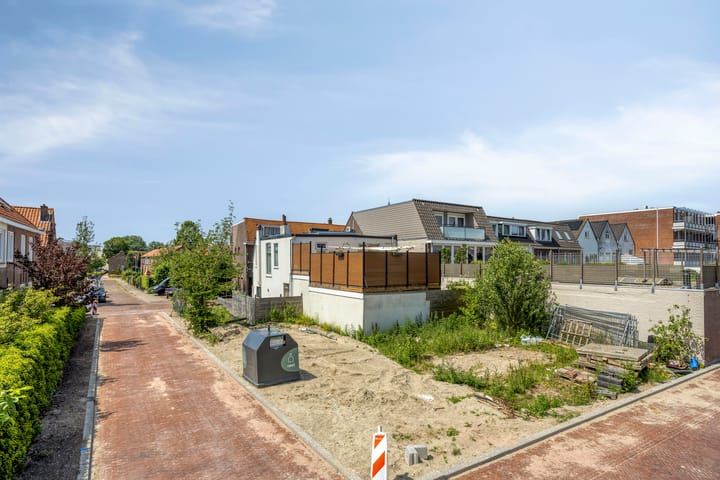 Foto 2 van Toevluchtpad 1