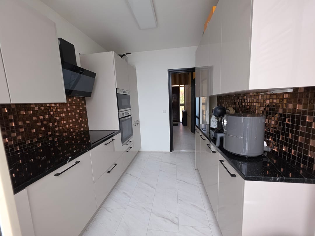 Photo 13 of Sint-Annalandstraat 6