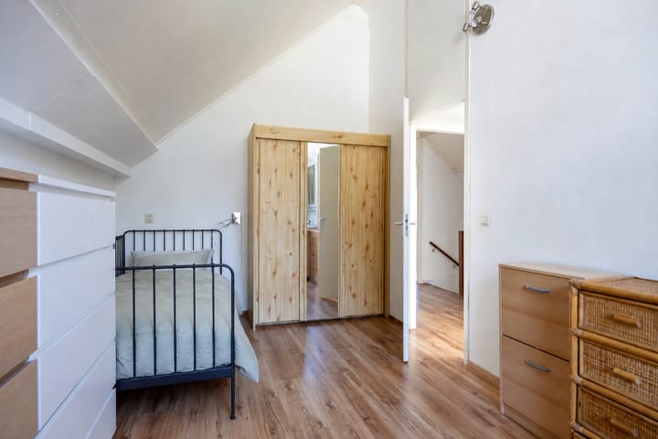 Tussenwoning te koop: Eikakkerhoeven 90, Rosmalen