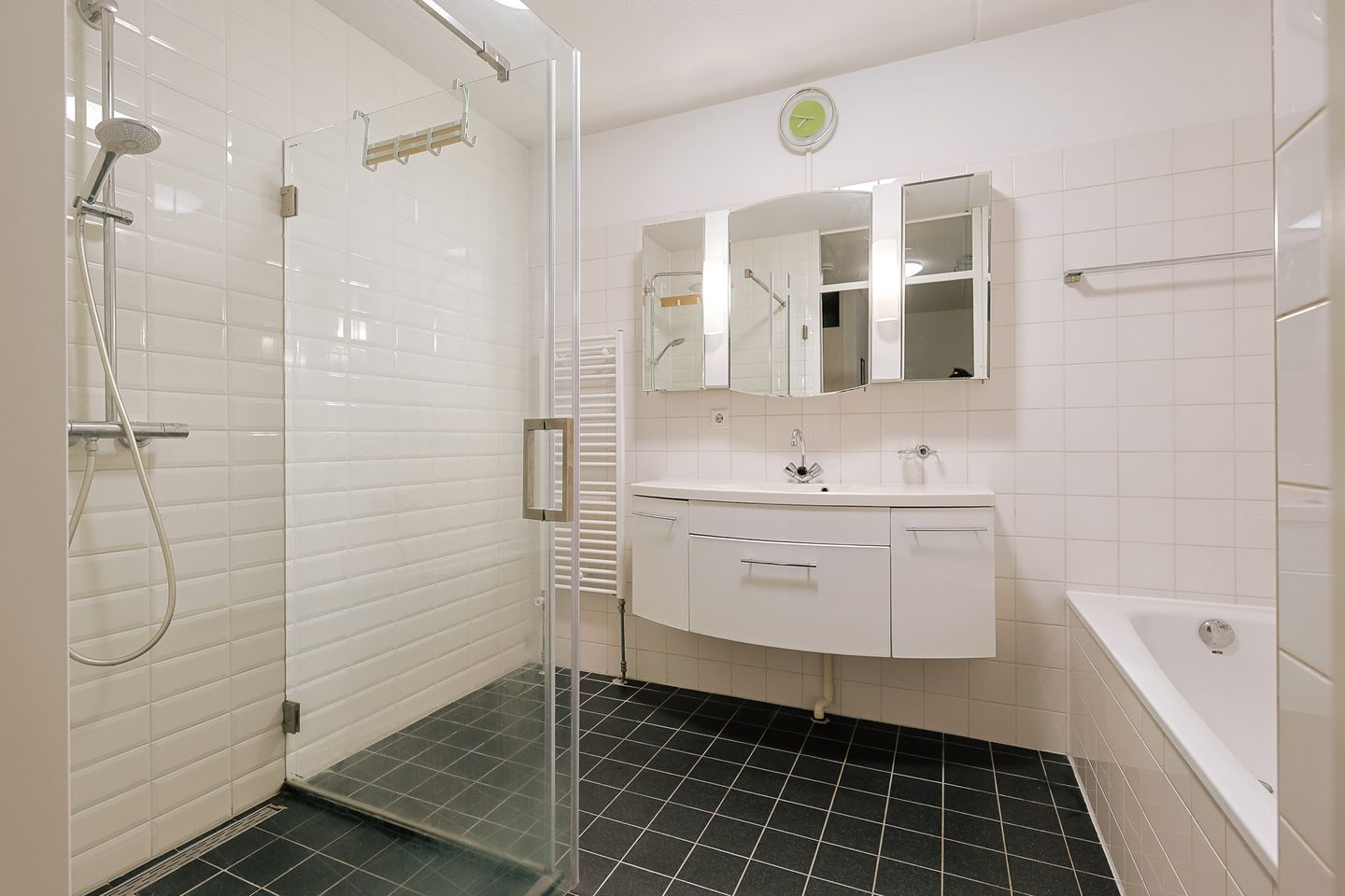 Photo 19 of Pieter Doelmanstraat 5-F