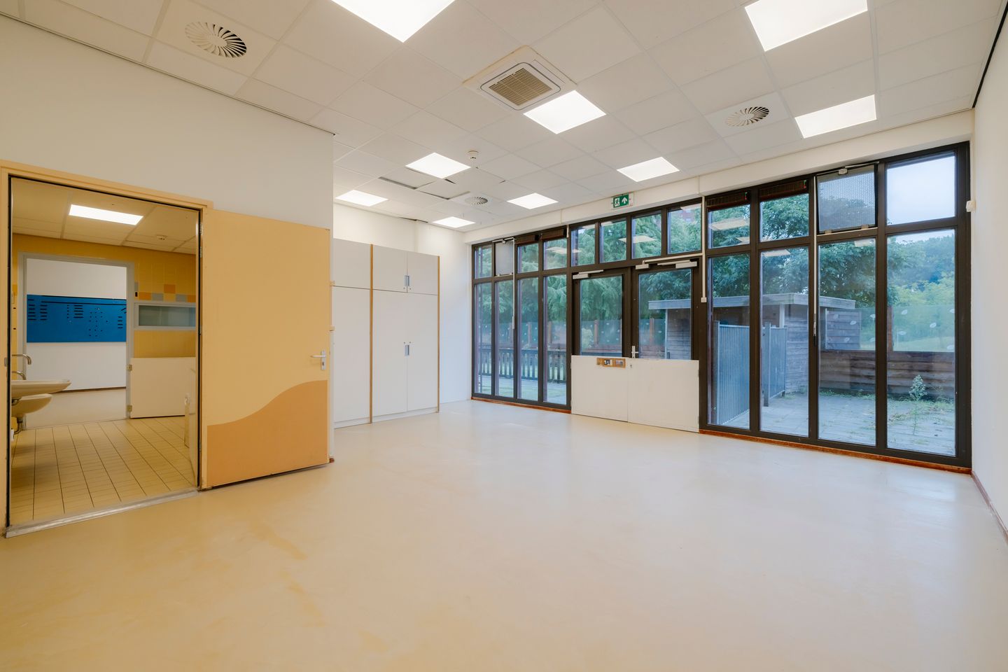 View photo 2 of President Allendelaan 403