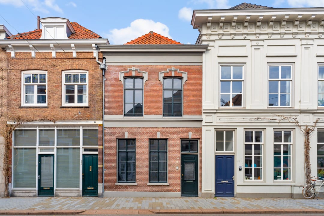 Foto 43 van Vughterstraat 223