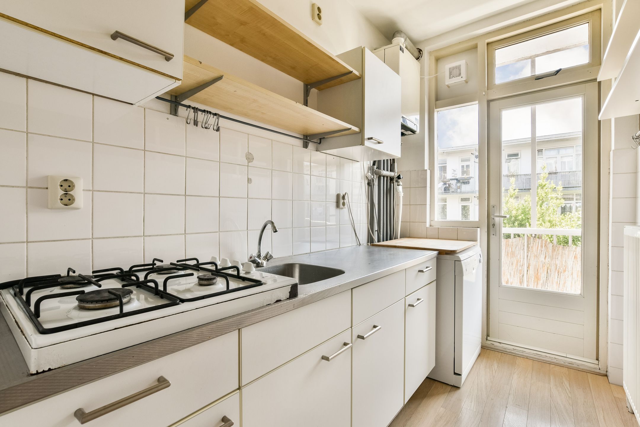 Photo 9 of Orteliusstraat 114-2