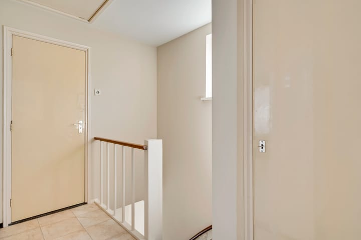 Hoekwoning te koop: Pater van den Heuvelstraat 6, Roermond