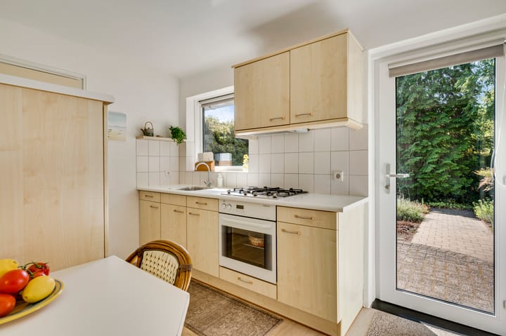 Hoekwoning te koop: Pater van den Heuvelstraat 6, Roermond