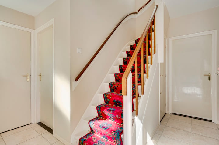 Hoekwoning te koop: Pater van den Heuvelstraat 6, Roermond
