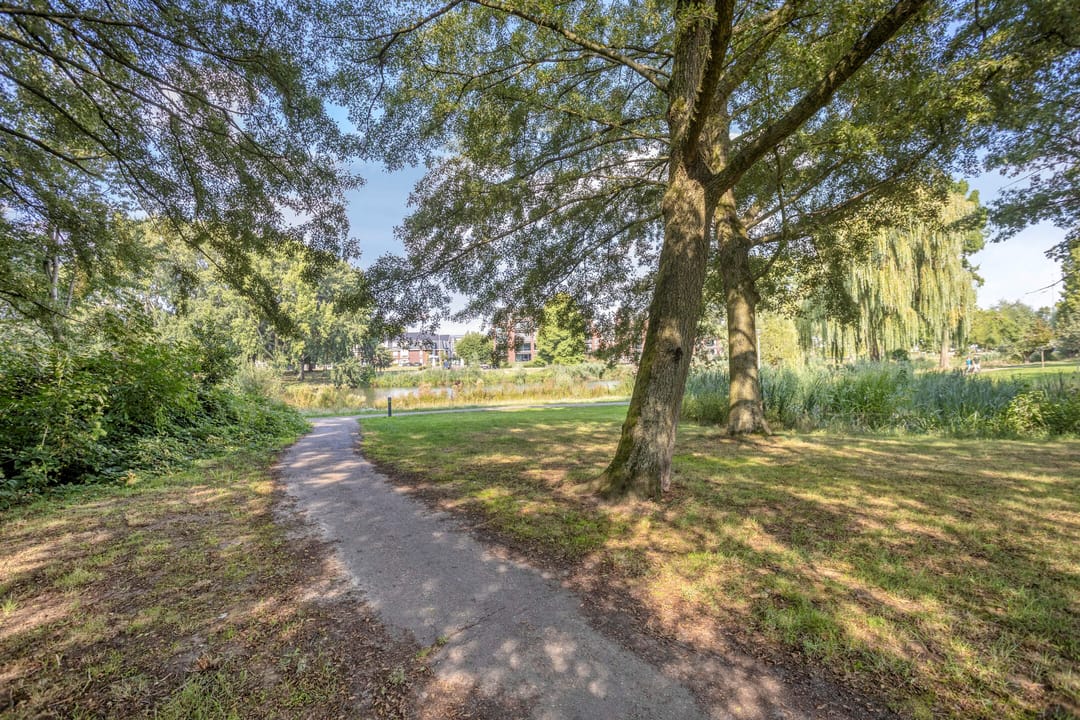 Photo 32 of Diepvoorde 2712