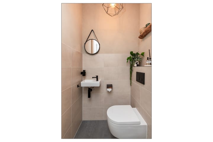 Tussenwoning te koop: Nobellaan 184, Almere