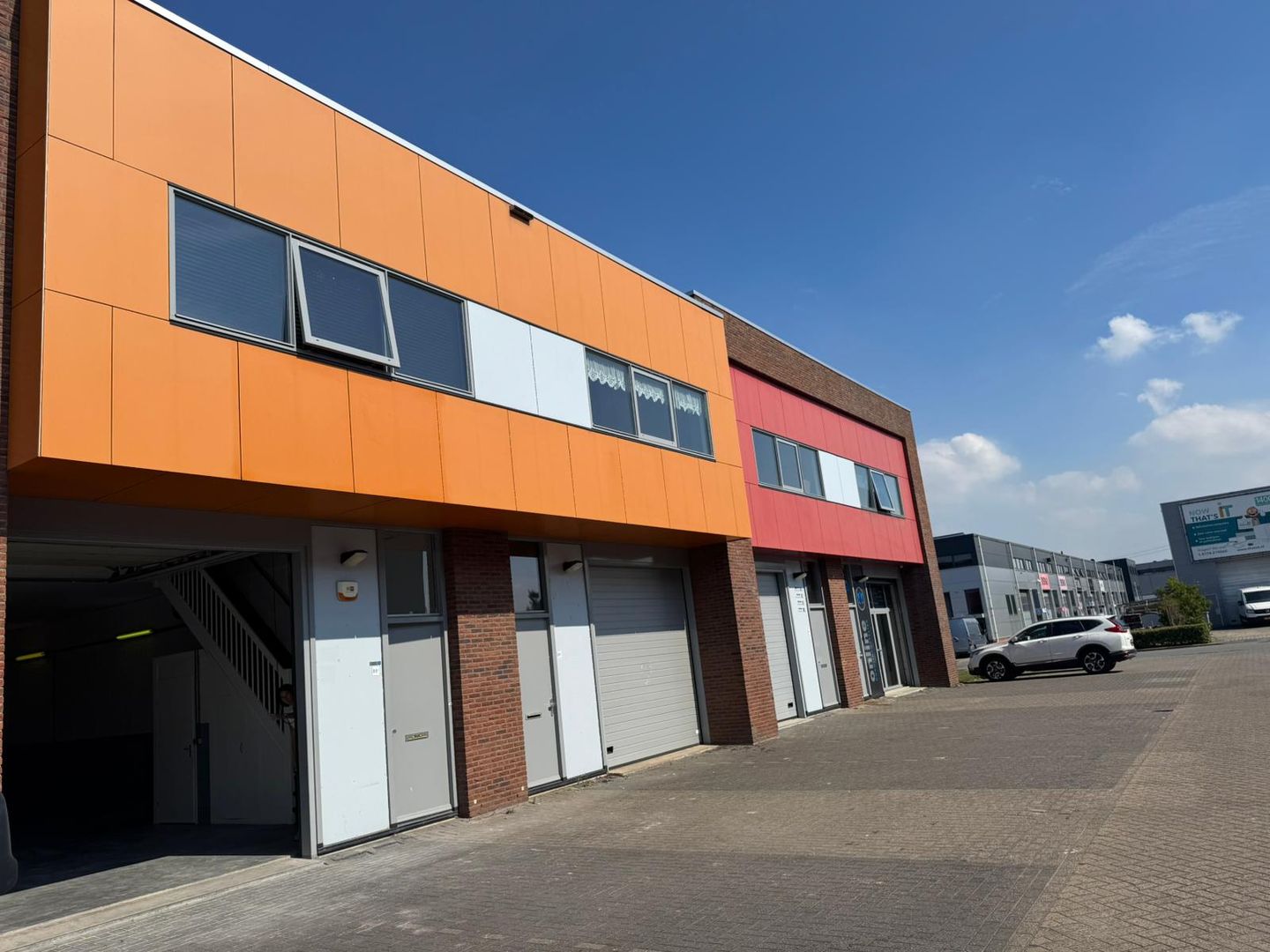 View photo 2 of Naaldwijkseweg 88-B