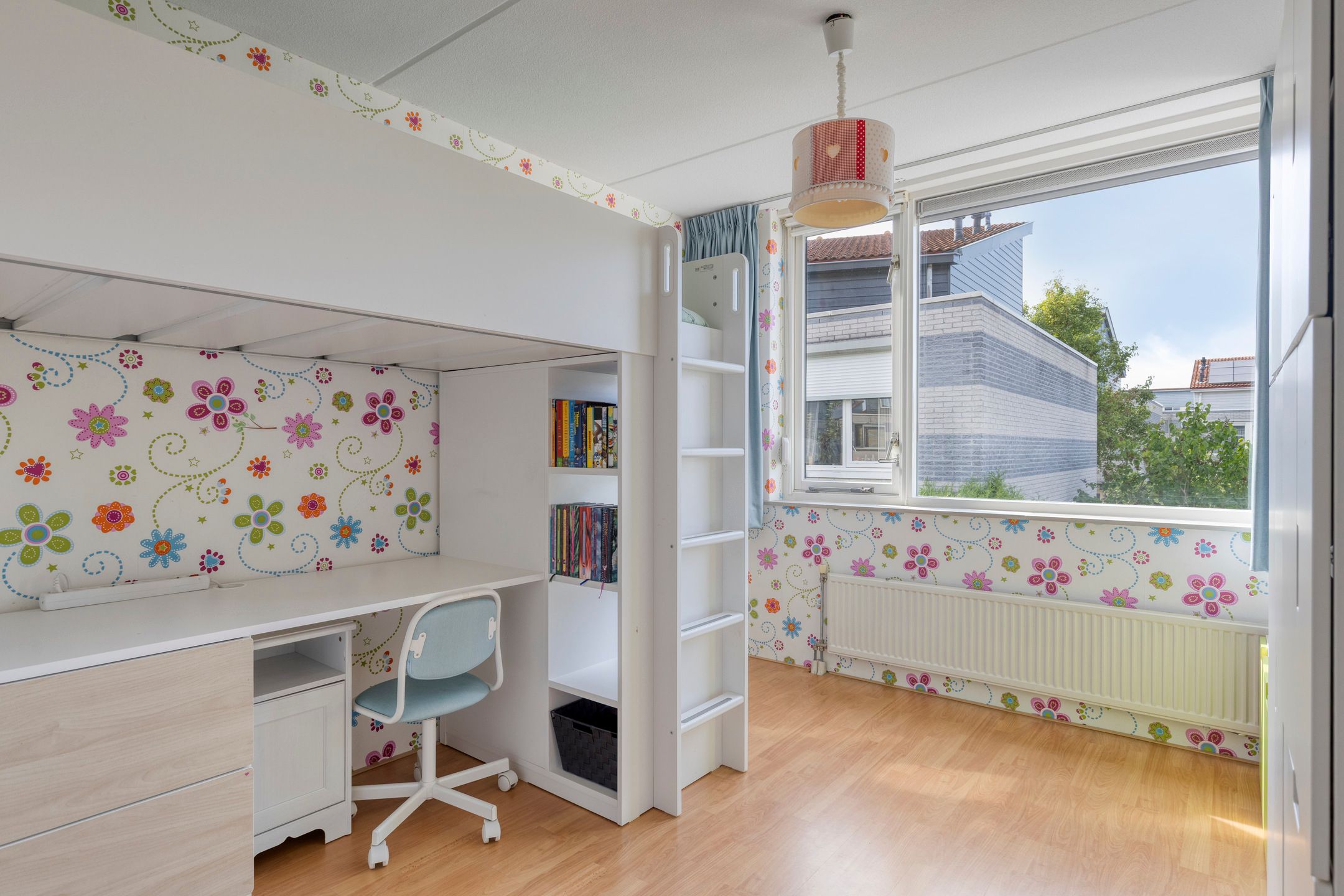 Photo 18 of Wim Sonneveldstraat 32