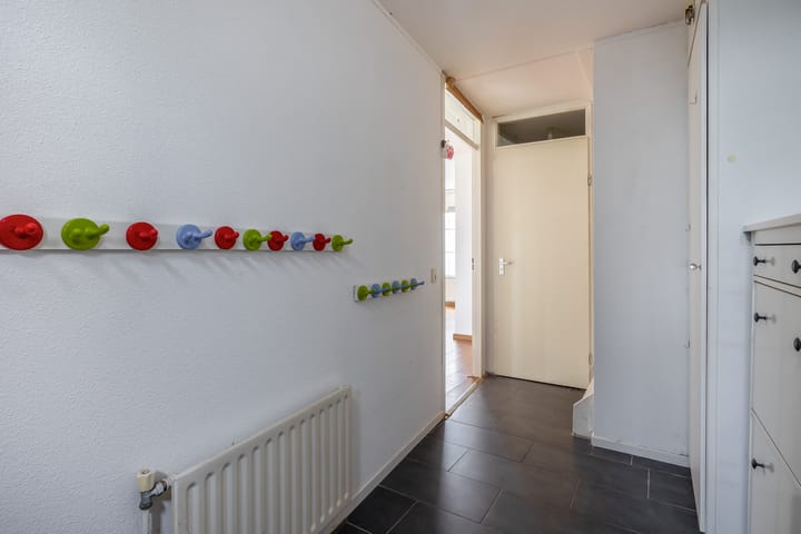 Tussenwoning te koop: Vliegende Koffer 8, Eindhoven