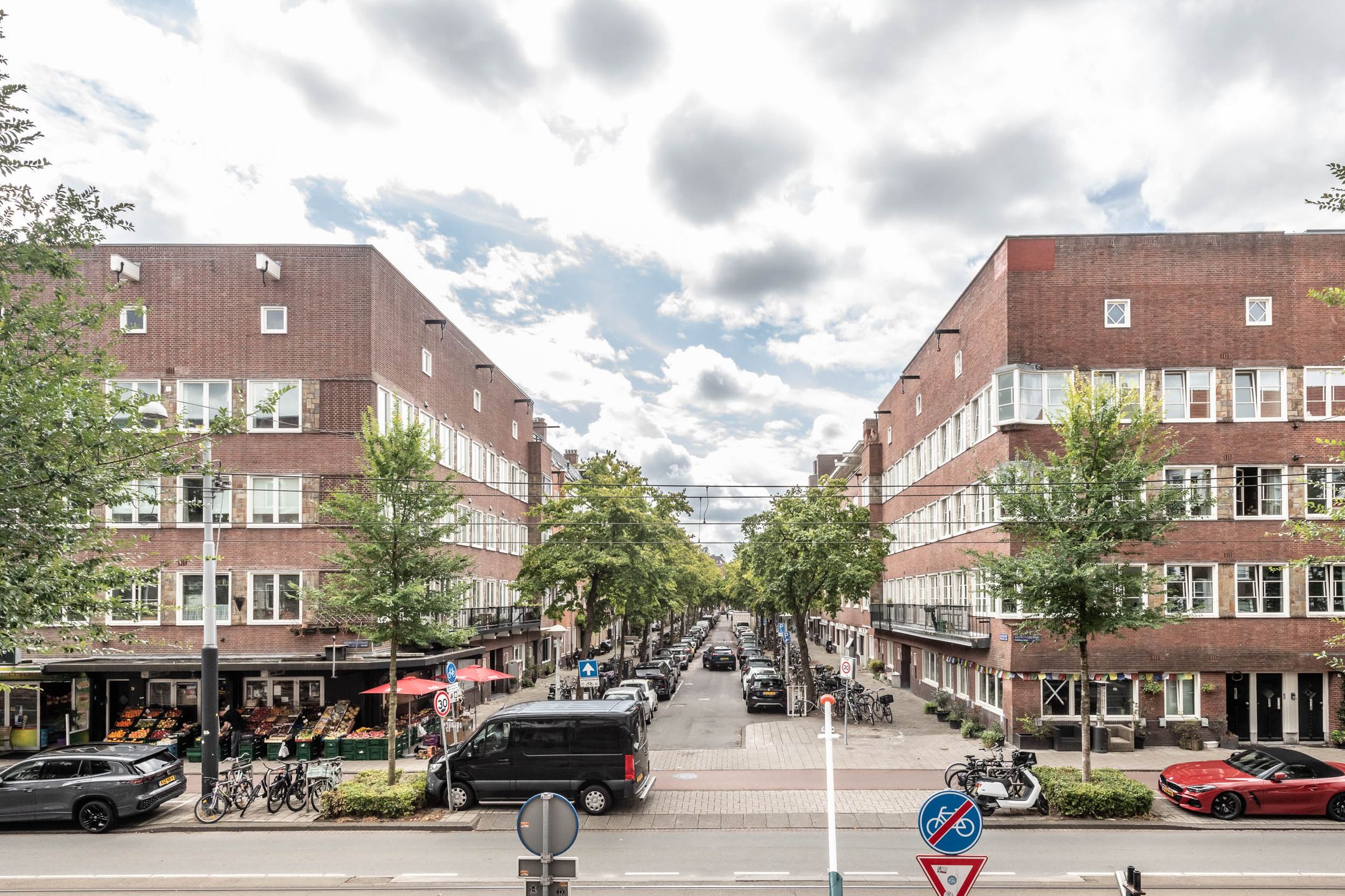 Photo 12 of Heemstedestraat 20-1