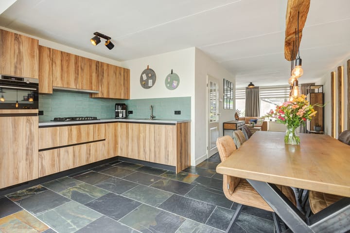 Tussenwoning te koop: Roggeakker 7, Nuland