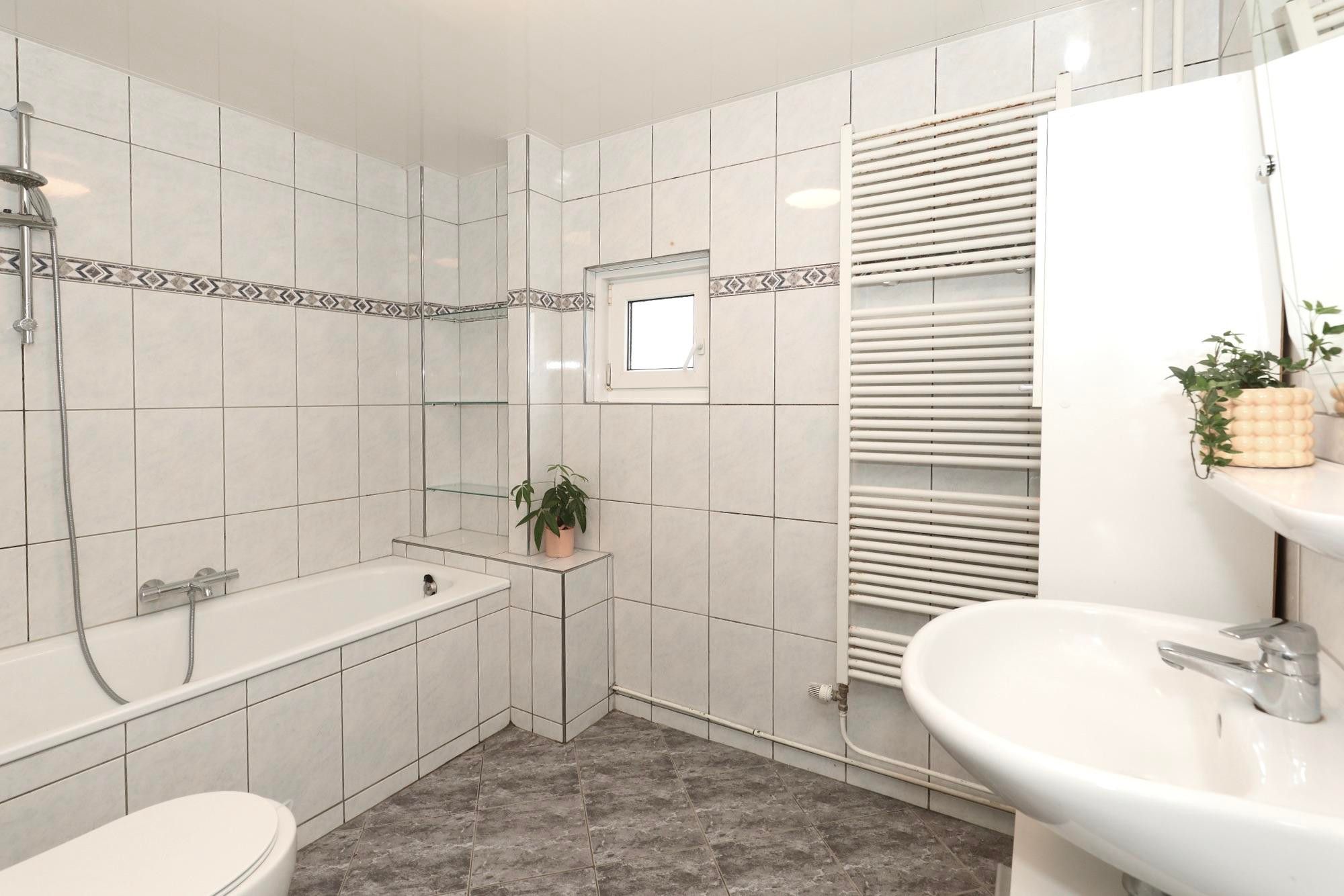 Photo 12 of St. Josephstraat 34