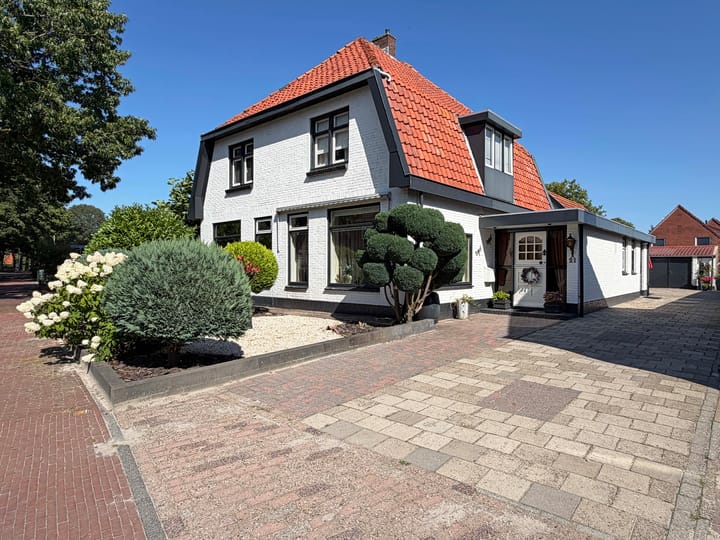 Twee-onder-één-kap te koop: Hoofdweg 21, Coevorden