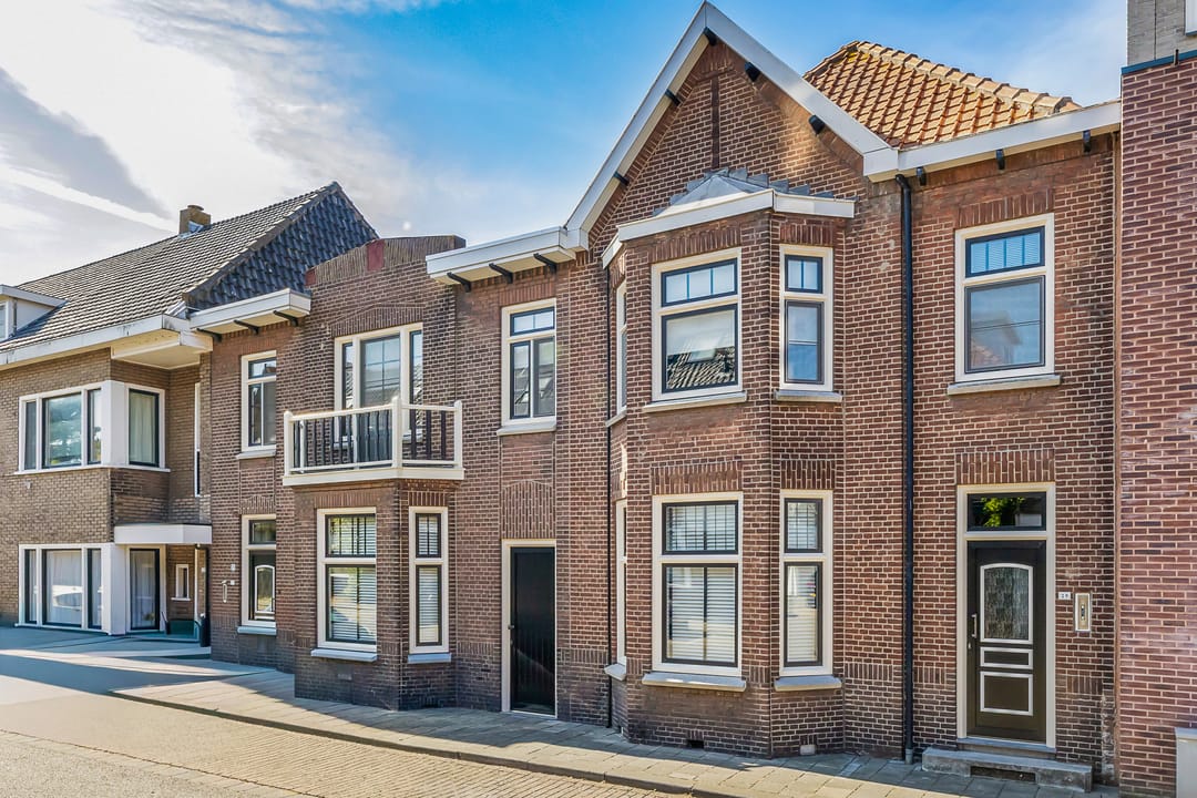 Photo 41 of Burgemeester Geillstraat 27