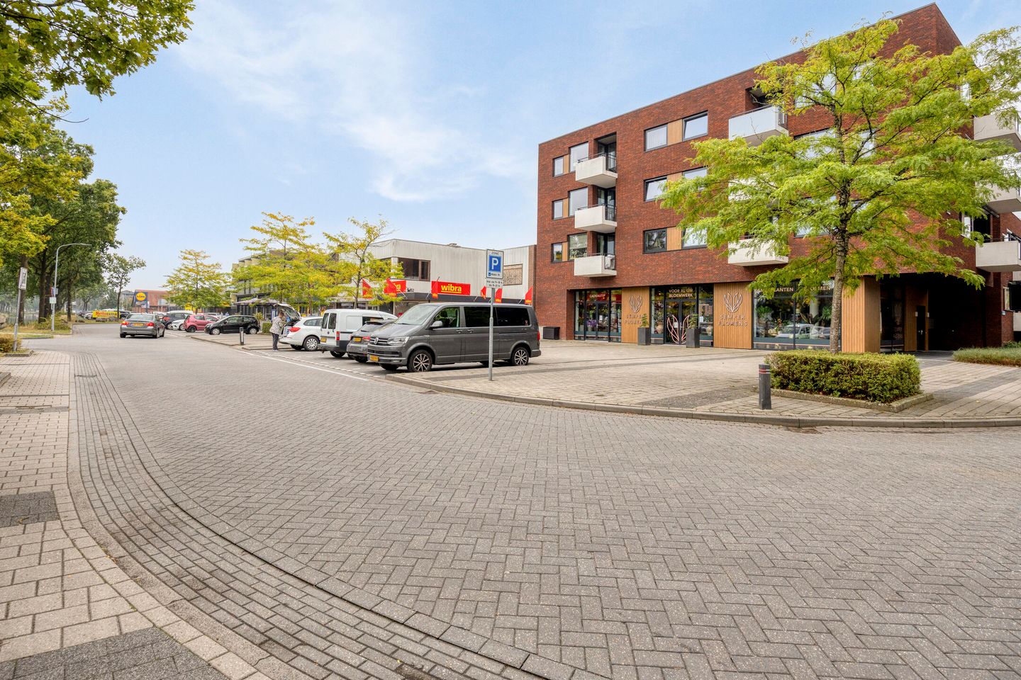 Bekijk foto 3 van Langestraat 141