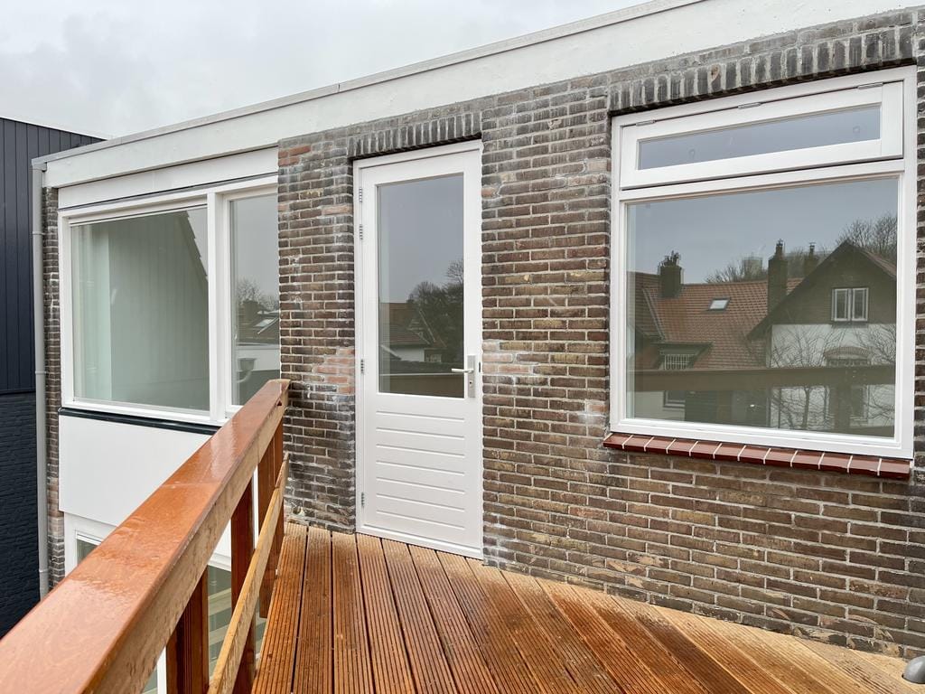 Photo 12 of Zeestraat 24-B