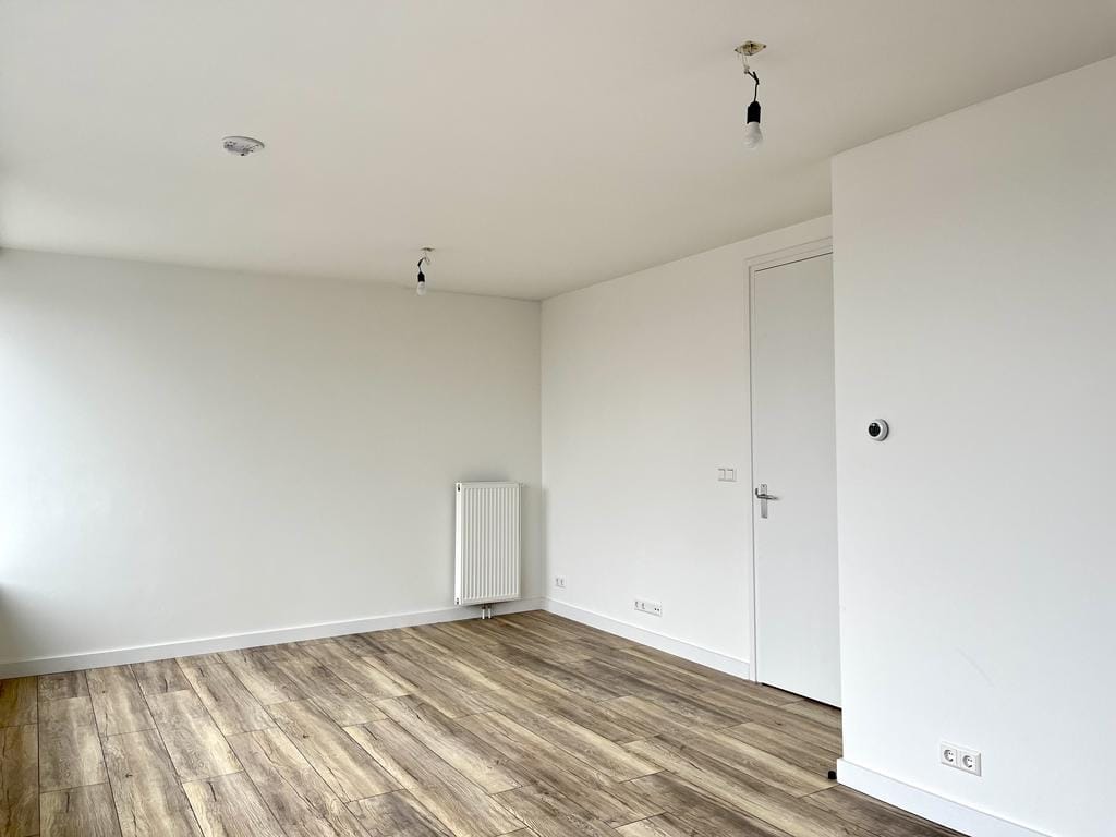 Photo 3 of Zeestraat 24-B