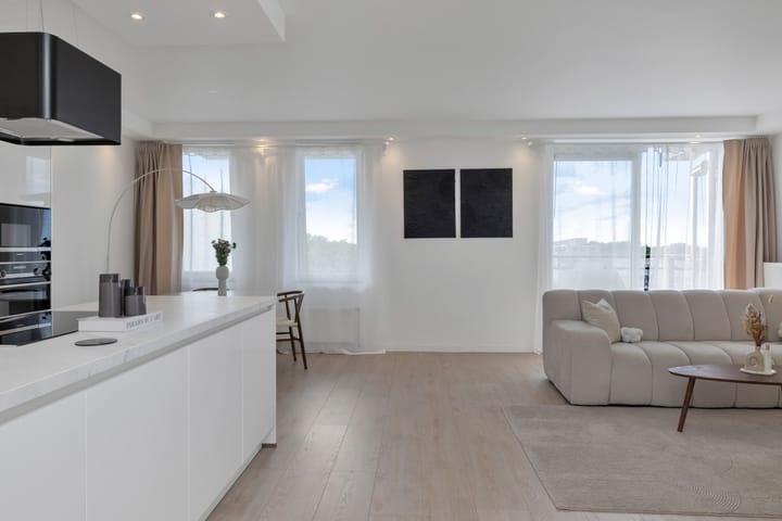 Appartement te koop: Kerdijkhof 130, Amsterdam