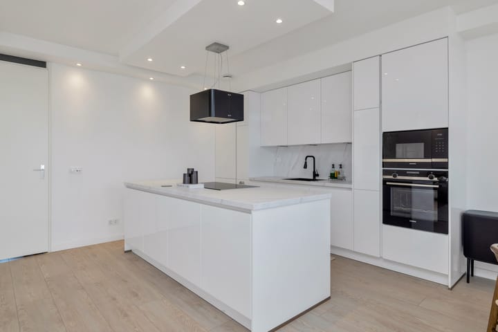 Appartement te koop: Kerdijkhof 130, Amsterdam