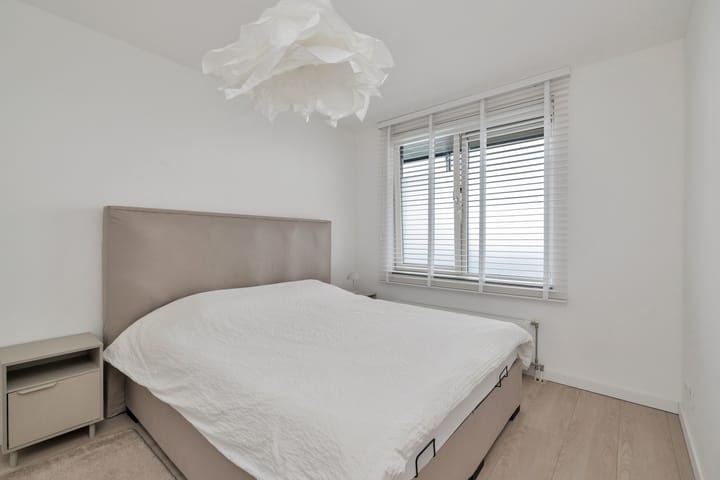 Appartement te koop: Kerdijkhof 130, Amsterdam