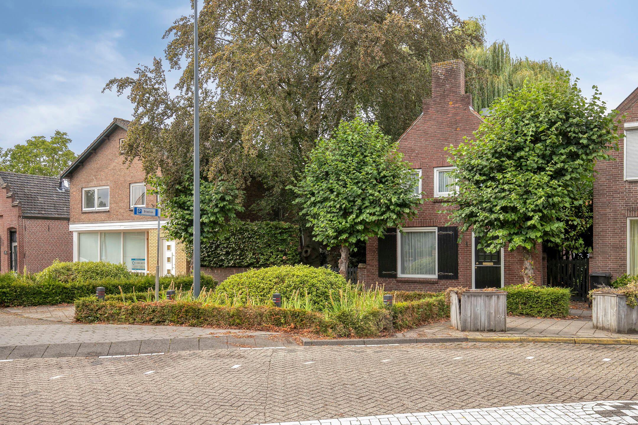 Photo 27 of Loeffstraat 1
