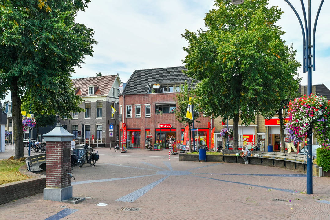 Foto 43 van Veenderweg 4-A