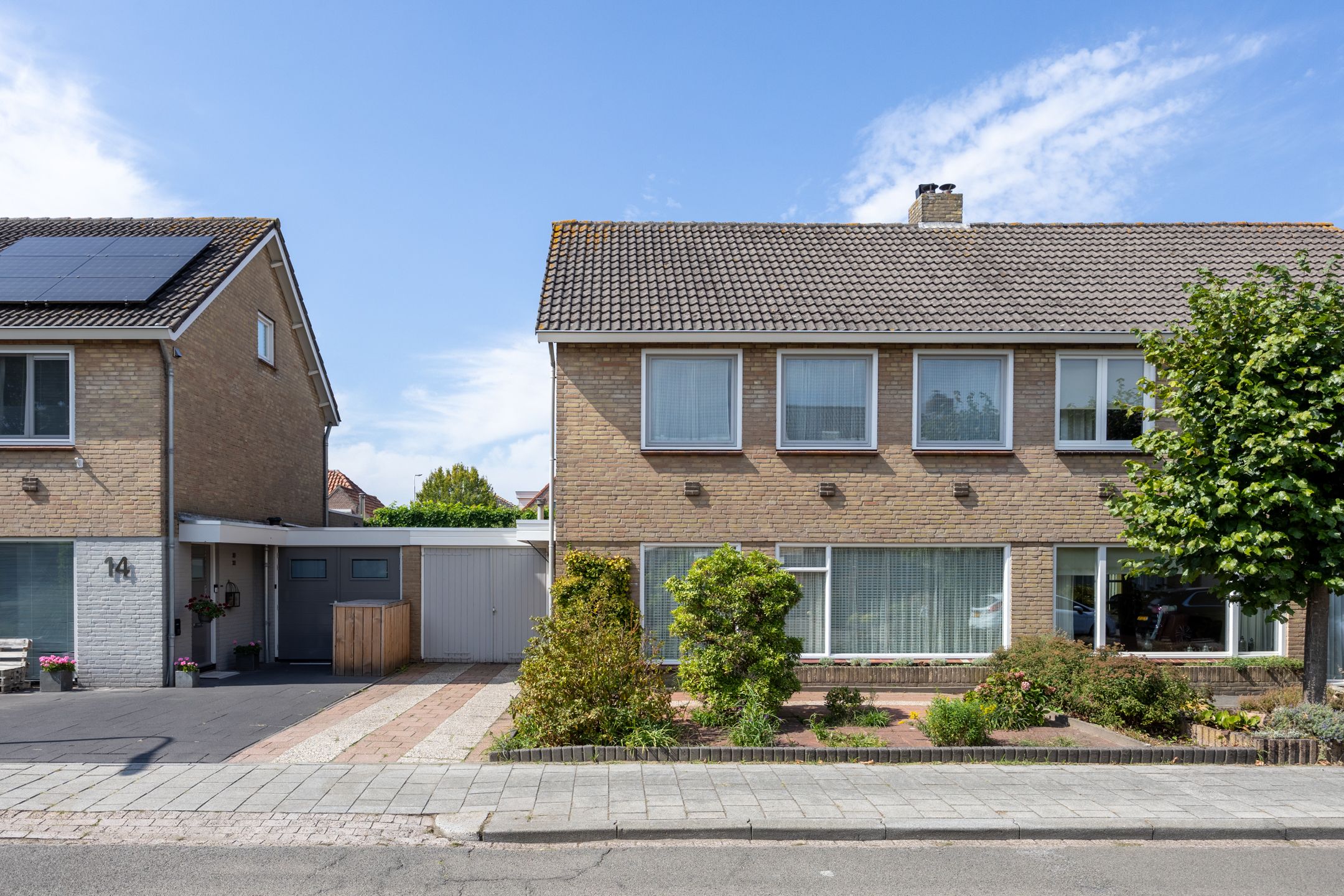 Van Oldenbarneveltstraat 12 