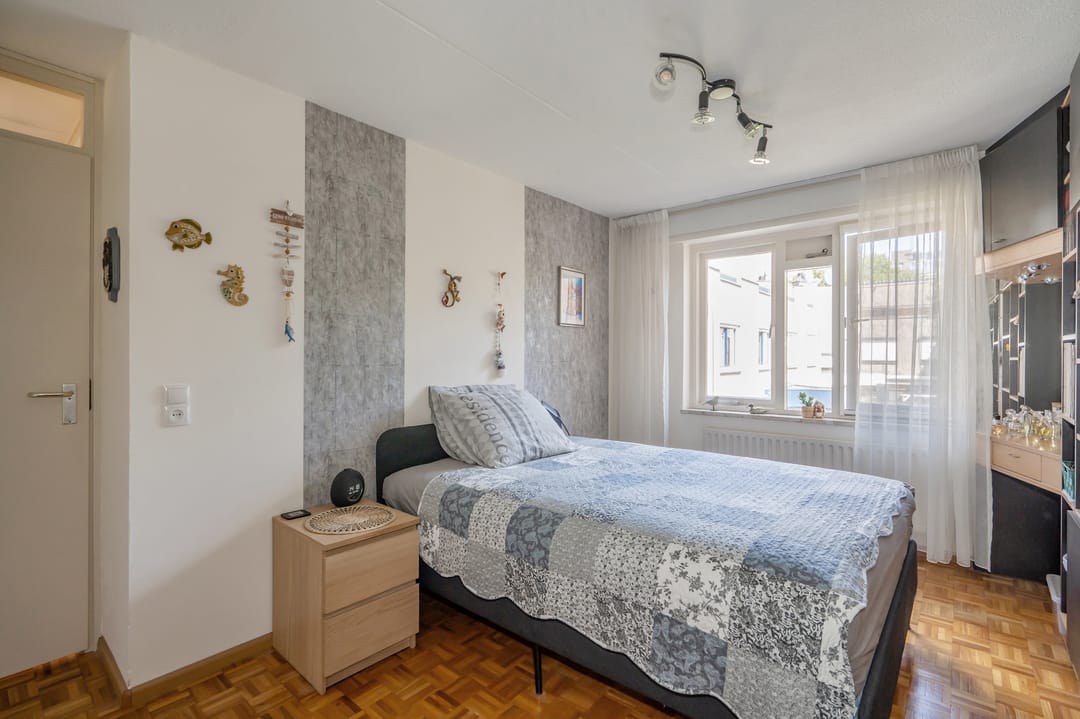 Photo 32 of Bertha von Suttnerstraat 17