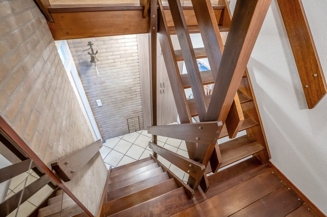 Photo 22 of Bertha von Suttnerstraat 17